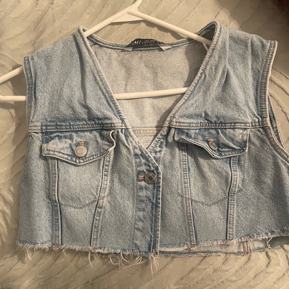 Zara cropped light denim vest